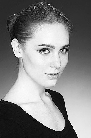 dancer headshot